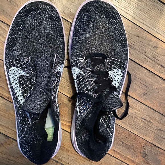 Nike Free Rn women’s 9 - Picture 1 of 3